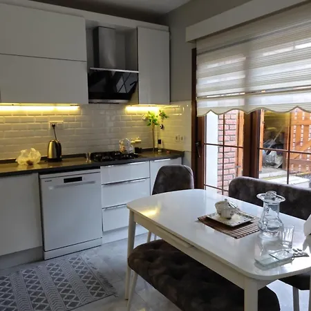 An Tale, Dream,bosphorus Istanboel